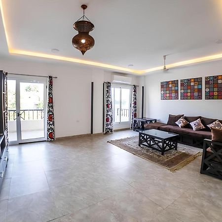 Royal Home Luxor Nile View Bagian luar foto