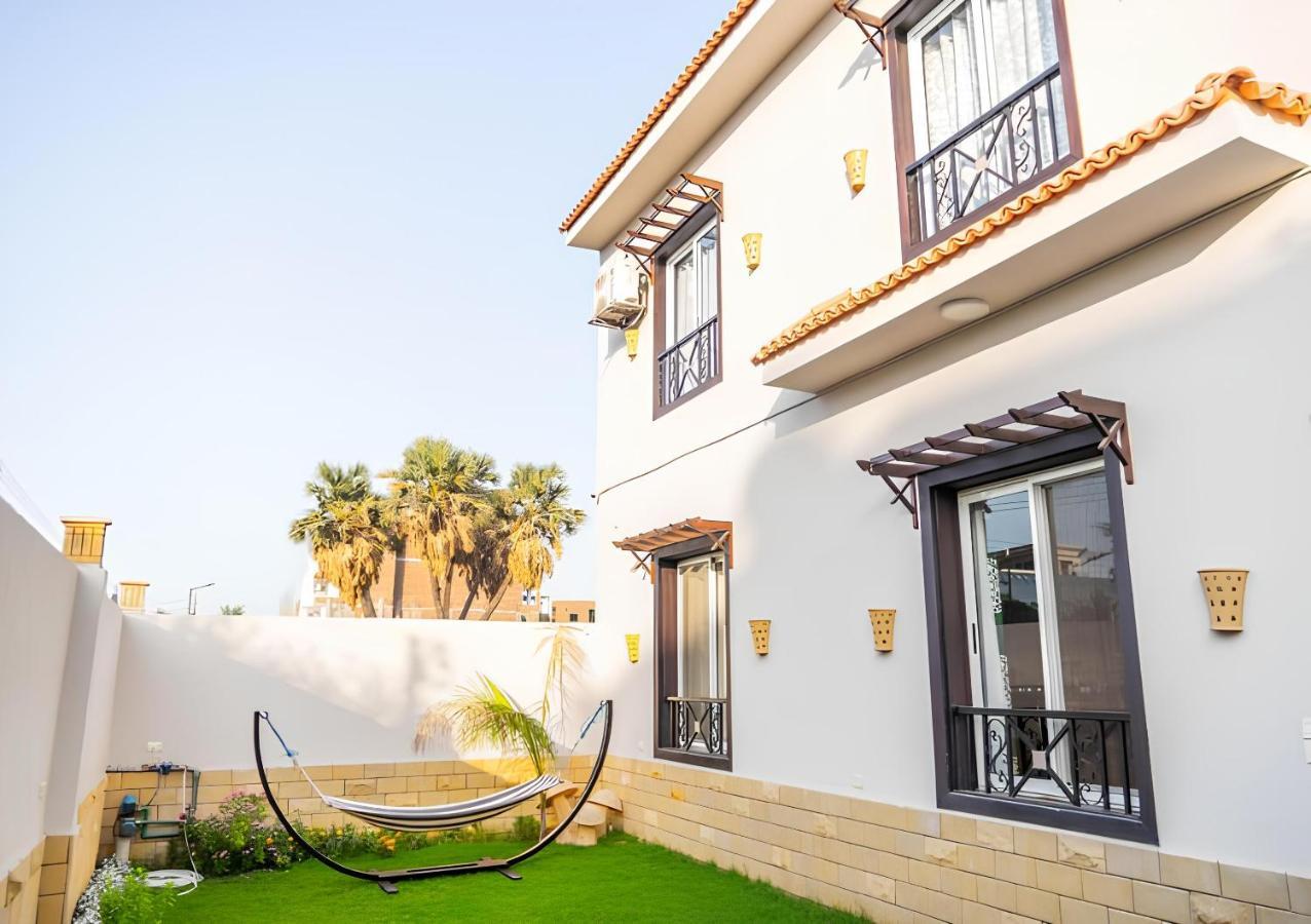 Royal Home Luxor Nile View Bagian luar foto