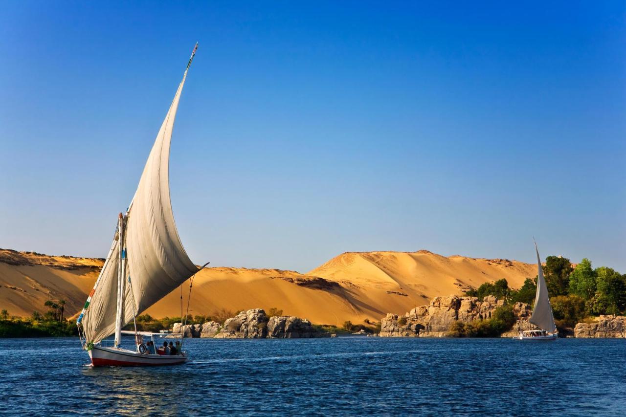 Royal Home Luxor Nile View Bagian luar foto